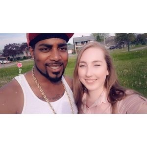 Meet your Posher, Markee